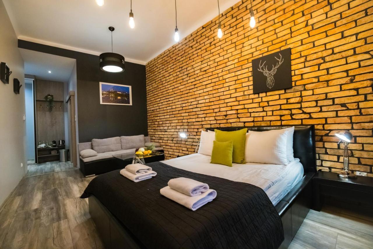 Leo Apartments Main Square Krakow Exterior photo