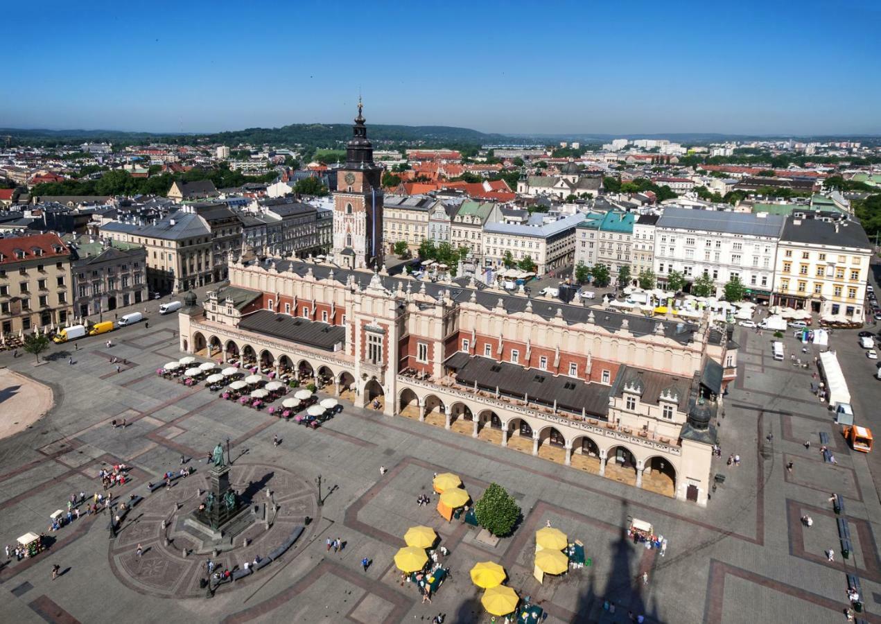 Leo Apartments Main Square Krakow Exterior photo